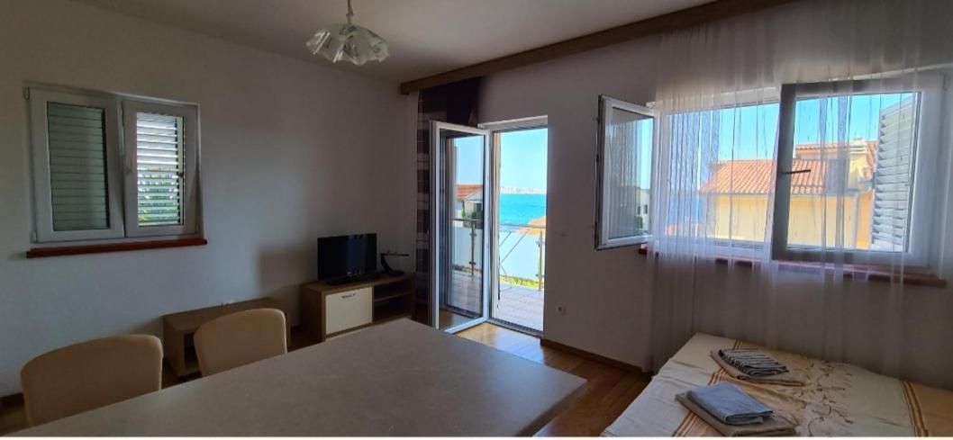 Apartmani Gizela Сегет Доньи Номер фото